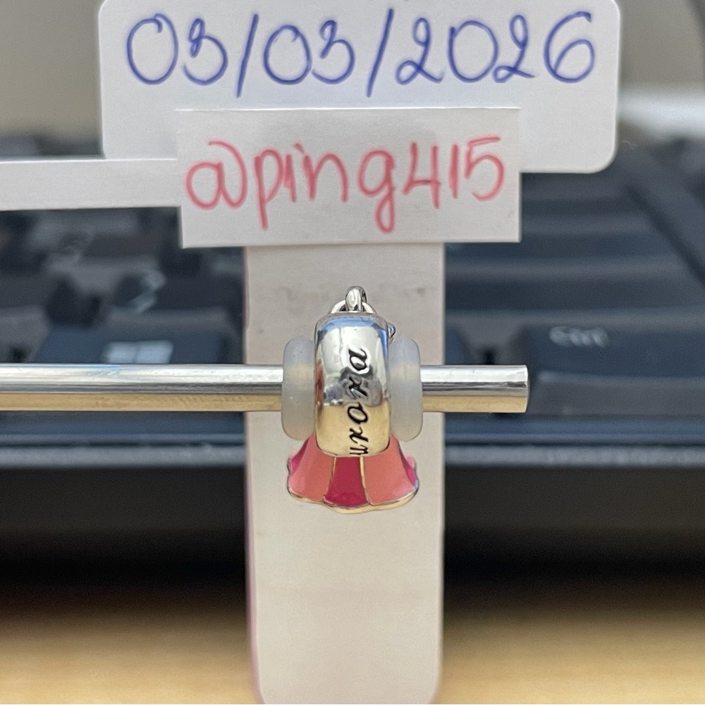 Pandora Disney Aurora Dress dangle - Picture 4 of 12